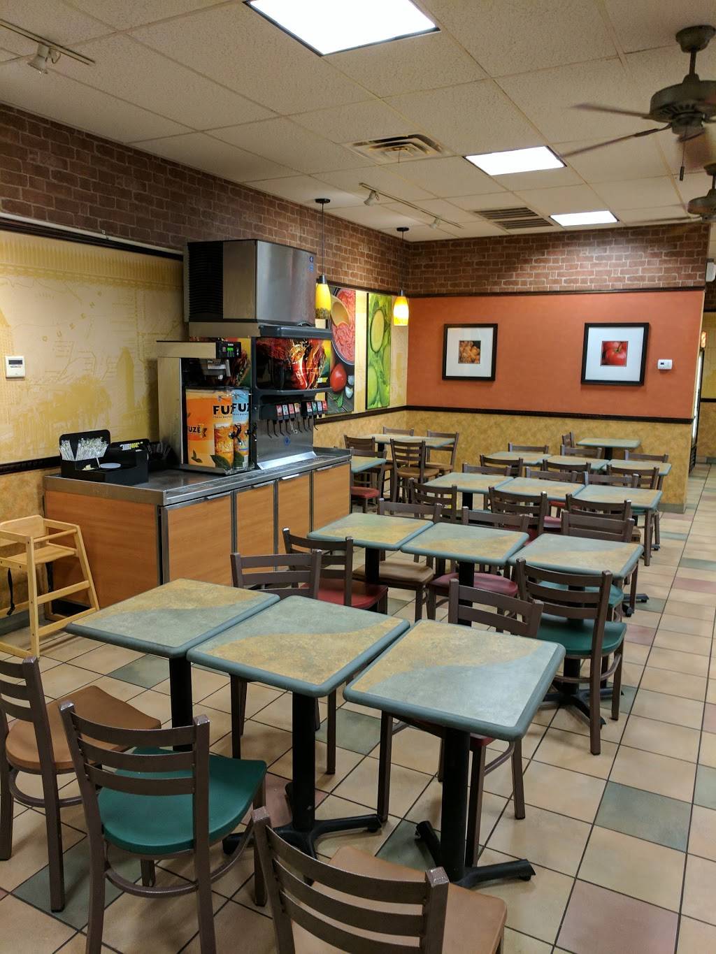 Subway | restaurant | 5929 S Sooner Rd, Oklahoma City, OK 73135, USA | 4056722771 OR +1 405-672-2771