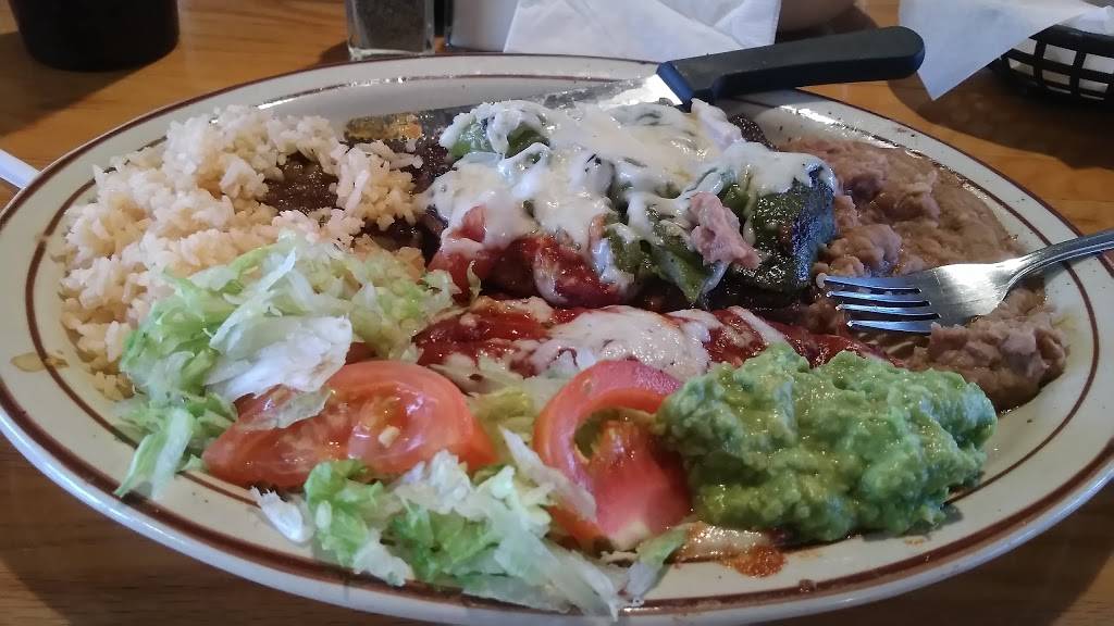 La Malinche (Mexican food) | restaurant | 910 N Yarbrough Dr, El Paso, TX 79915, USA | 9155983811 OR +1 915-598-3811