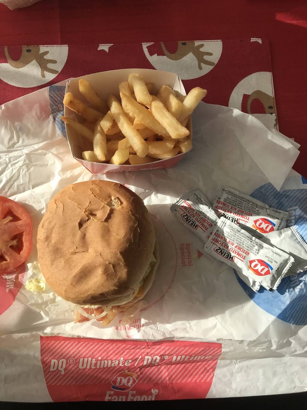 Dairy Queen | restaurant | 401 McArthur Ave., Ottawa, ON K1K 1G7, Canada | 6137452052 OR +1 613-745-2052