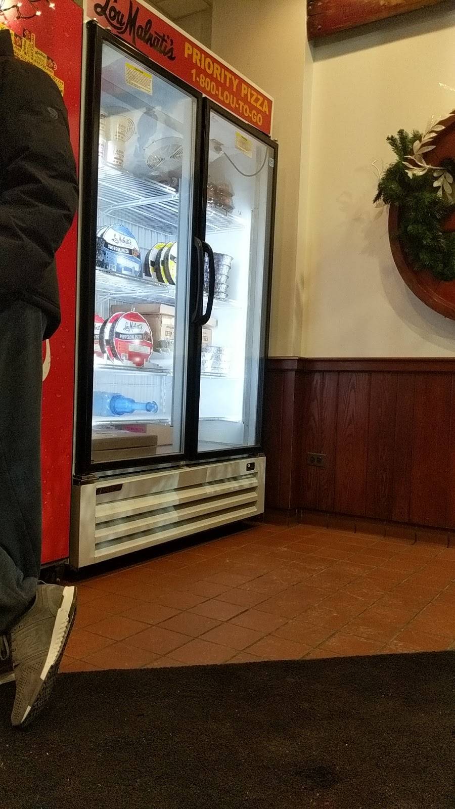 Lou Malnatis Pizzeria | meal delivery | 840 S Waukegan Rd, Lake Forest, IL 60045, USA | 8477351515 OR +1 847-735-1515