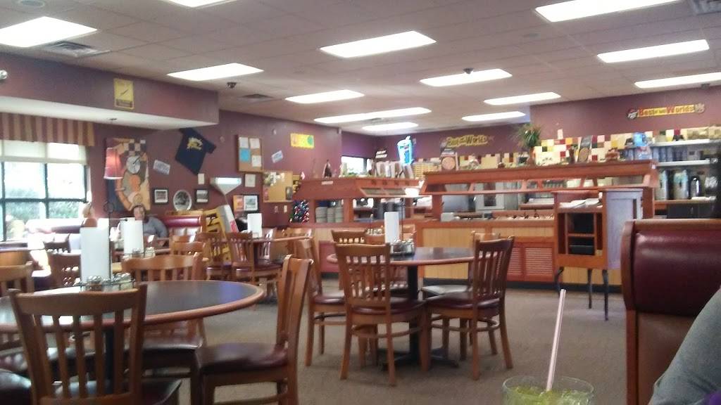 Pizza Hut | restaurant | 349 N Andy Griffith Pkwy, Mt Airy, NC 27030, USA | 3367899999 OR +1 336-789-9999