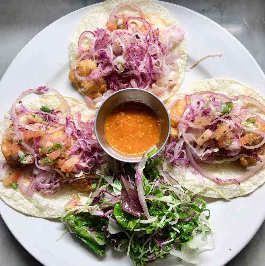 Hearth & Crust | restaurant | 3608 W Irving Park Rd, Chicago, IL 60618, USA | 7735164800 OR +1 773-516-4800