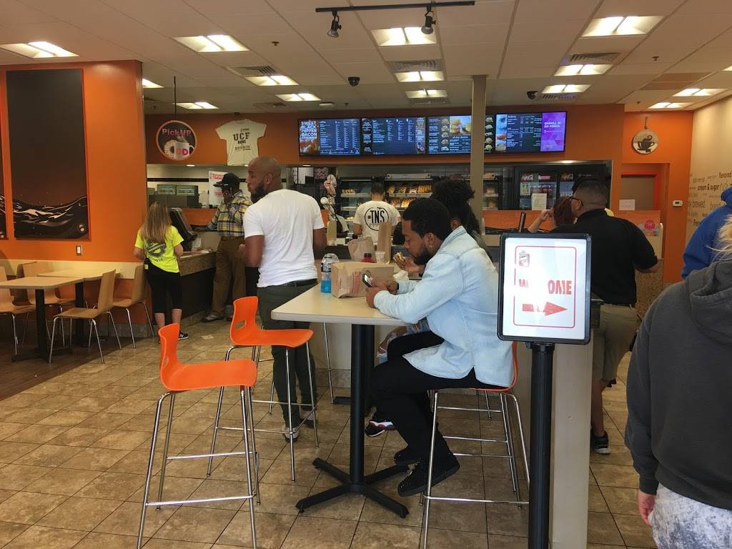 Dunkin | bakery | 4210 W Plaza Dr, Orlando, FL 32816, USA | 4078823688 OR +1 407-882-3688