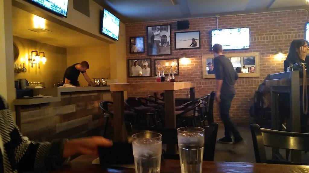 Snipe Island Crafthouse | restaurant | 305 Marine Ave, Newport Beach, CA 92662, USA | 9494325799 OR +1 949-432-5799