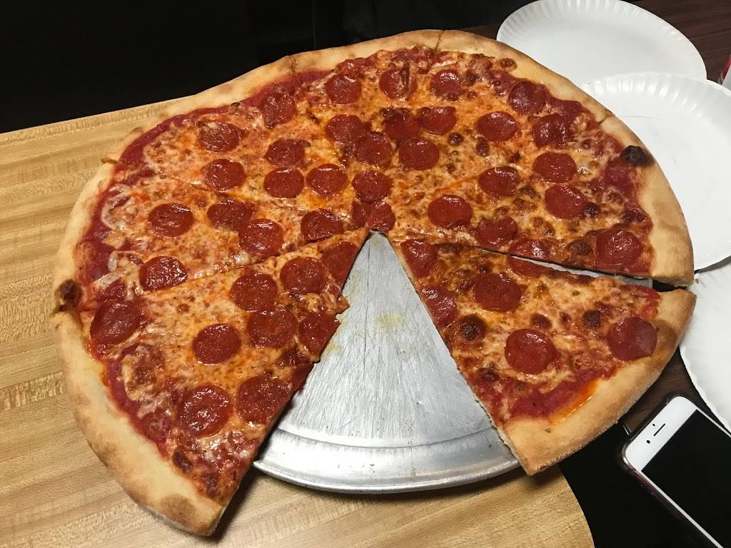 Brooklyn Pizzeria | restaurant | 1125 N Bragg Blvd, Spring Lake, NC 28390, USA | 9104365666 OR +1 910-436-5666