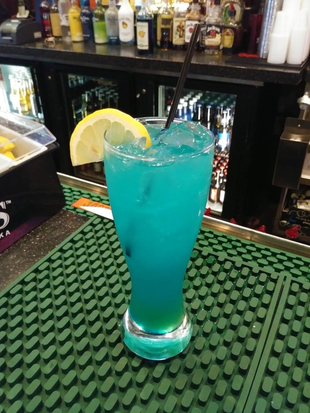 Bugsys Sports Grill | restaurant | 7802 Brookville Rd, Indianapolis, IN 46239, USA | 3177551784 OR +1 317-755-1784