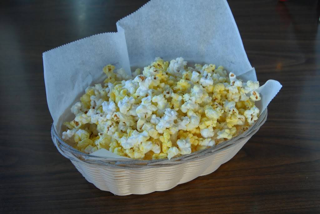 Sidekicks Bar & Grill | restaurant | 930 Main Ave, De Pere, WI 54115, USA | 9203369556 OR +1 920-336-9556