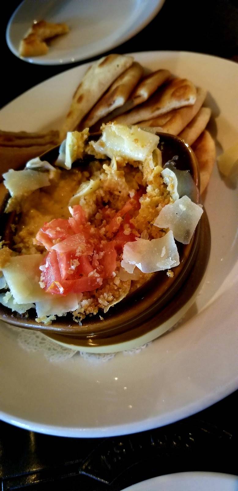 The Beauclair | restaurant | 100 Alexander St, Mt Dora, FL 32757, USA | 3523834101 OR +1 352-383-4101