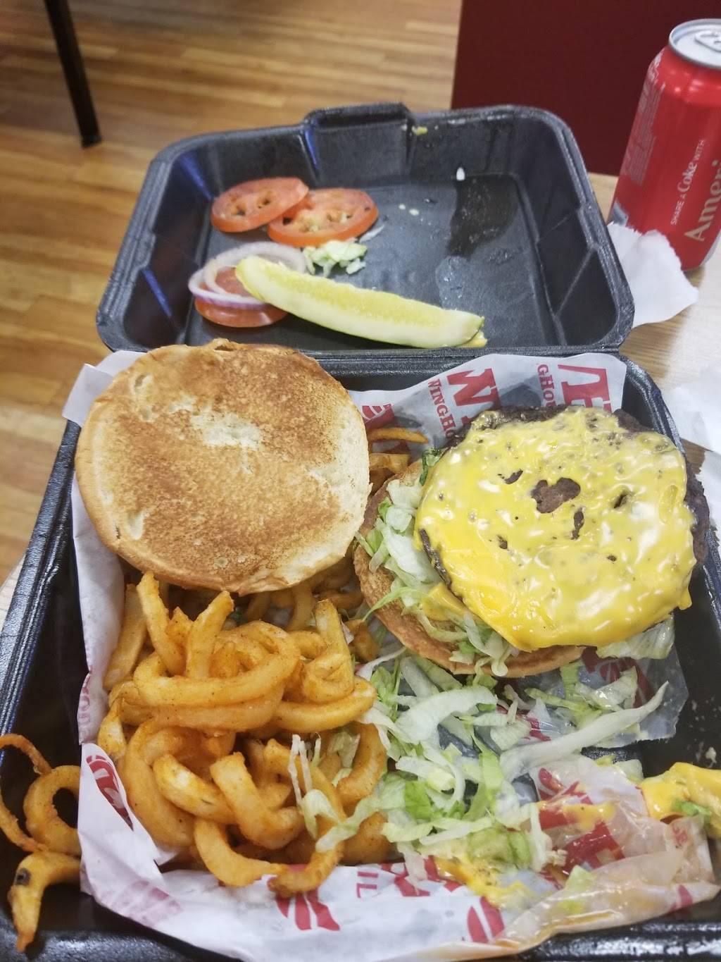 The WingHouse of Brandon | restaurant | 5003 US-301, Tampa, FL 33610, USA | 8134909464 OR +1 813-490-9464