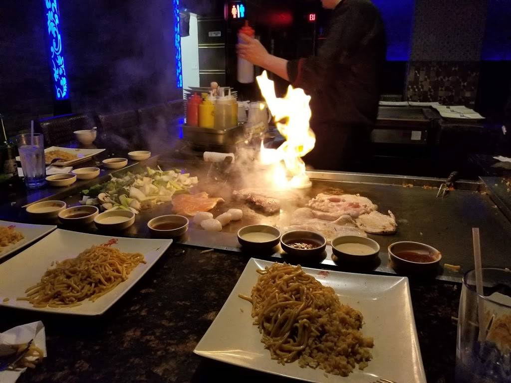 Saga Hibachi Steakhouse & Sushi Bar | restaurant | 295 Patriot Pl, Foxborough, MA 02035, USA | 5086981888 OR +1 508-698-1888