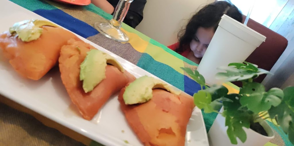 El Catrin Mexican Restaurant & Seafood | restaurant | 3040 Farm to Market 1960 Rd E, Houston, TX 77073, USA | 2817060165 OR +1 281-706-0165