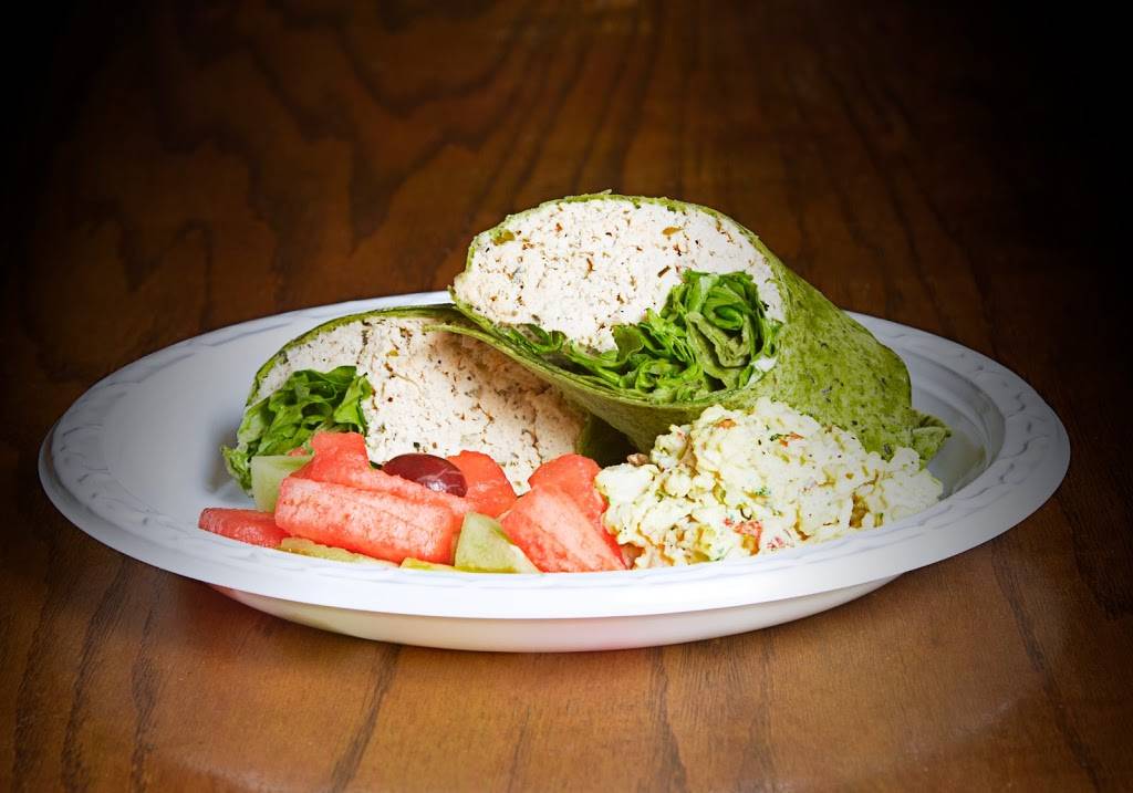 Tracys Bar & Grill | restaurant | 5511 E Spring St, Long Beach, CA 90808, USA | 5624211726 OR +1 562-421-1726