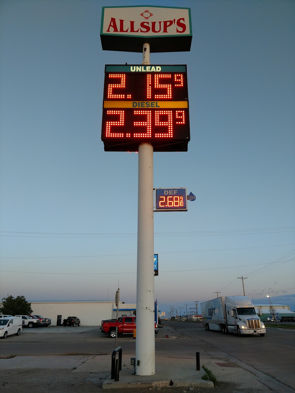 Allsups Convenience Store | restaurant | 10 S Maple St, Stratford, TX 79084, USA | 8063961180 OR +1 806-396-1180