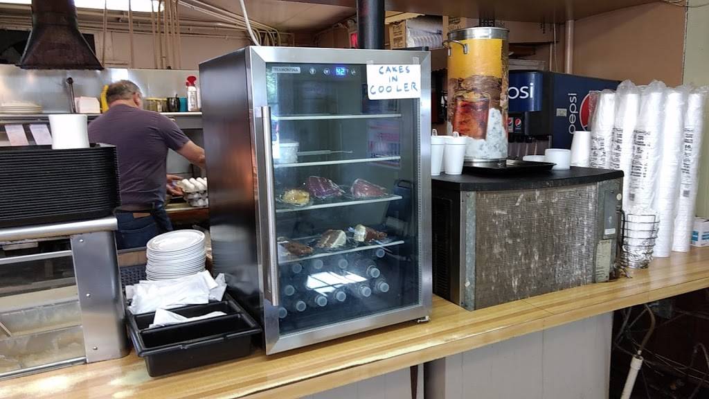 Chucks Grill | restaurant | 8001 Old Statesville Rd, Charlotte, NC 28269, USA | 7045971580 OR +1 704-597-1580