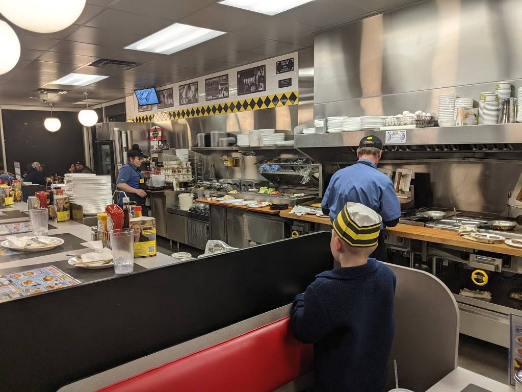 Waffle House | restaurant | 874 Eastgate N Dr, Cincinnati, OH 45245, USA | 5137671677 OR +1 513-767-1677