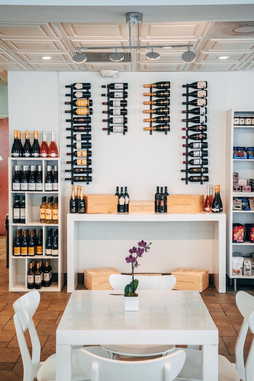 Johans Joe Swedish Restaurant, Coffee House, & Cafe | bakery | 401 S Dixie Hwy #3, West Palm Beach, FL 33401, USA | 5618085090 OR +1 561-808-5090