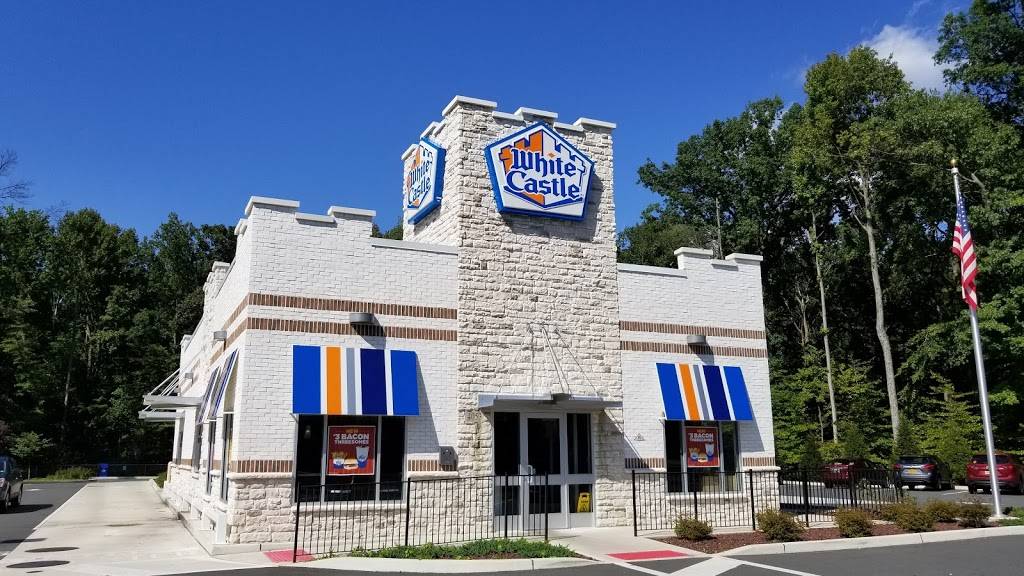 White Castle | restaurant | 4053 US-1, Monmouth Junction, NJ 08852, USA | 7322740010 OR +1 732-274-0010