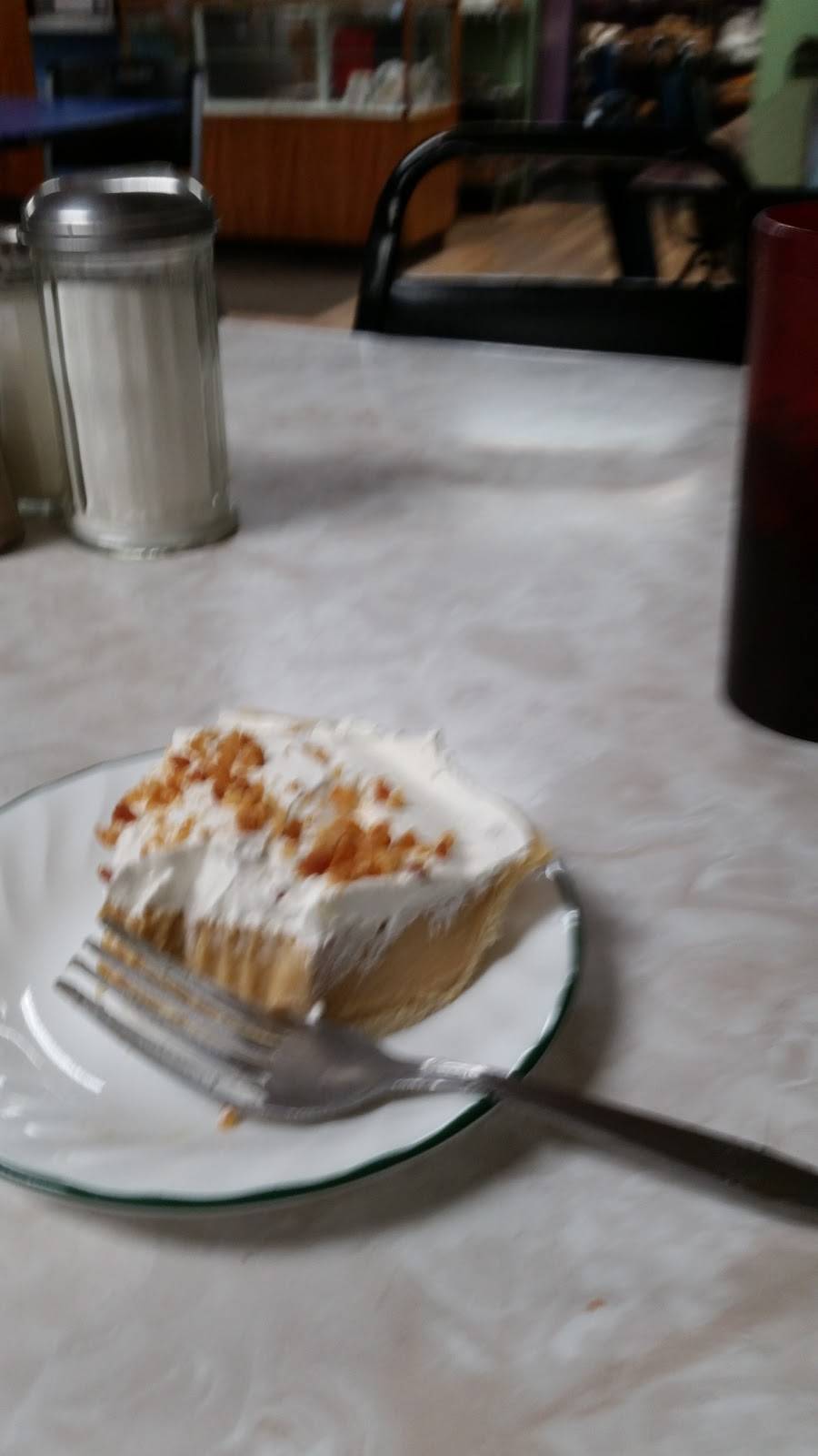 Midway Truck Stop | restaurant | 1827 PA-14, Roaring Branch, PA 17765, USA | 5706734328 OR +1 570-673-4328