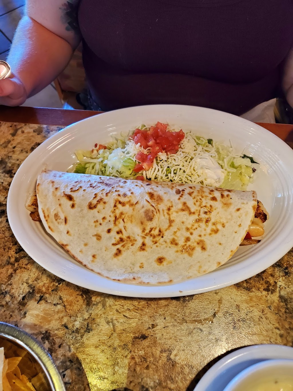 La Parrilla Mexican Restaurant | restaurant | 7804 Abercorn Extention, Savannah, GA 31406, USA | 9123543757 OR +1 912-354-3757