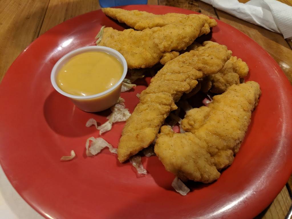 Shooters / Diamond Daves | restaurant | 518 W Jackson St, Macomb, IL 61455, USA | 3094210539 OR +1 309-421-0539