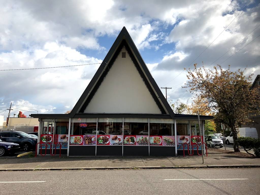 Pok Pok Wing | restaurant | 3120 SE Milwaukie Ave, Portland, OR 97202, USA | 5032338696 OR +1 503-233-8696