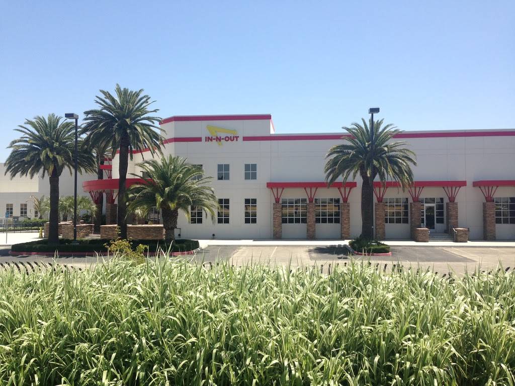 In-N-Out Burger Corporate Office + Distribution Center | restaurant | 18240 Harlan Rd, Lathrop, CA 95330, USA | 2098586800 OR +1 209-858-6800
