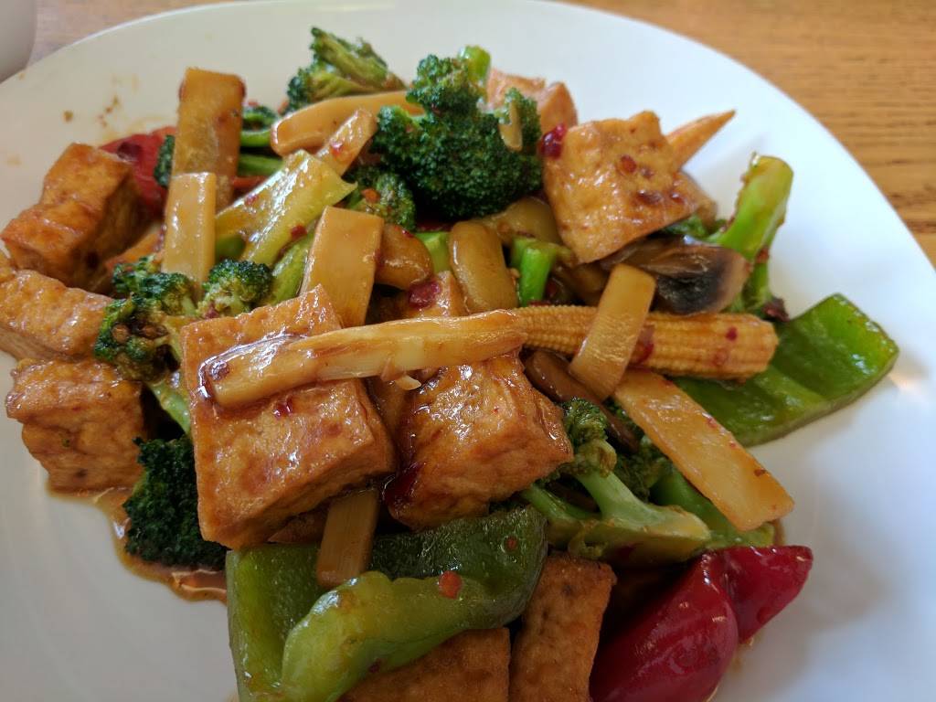 Googoos Table | restaurant | 3507, 4356 W Armitage Ave, Chicago, IL 60639, USA | 7732273999 OR +1 773-227-3999