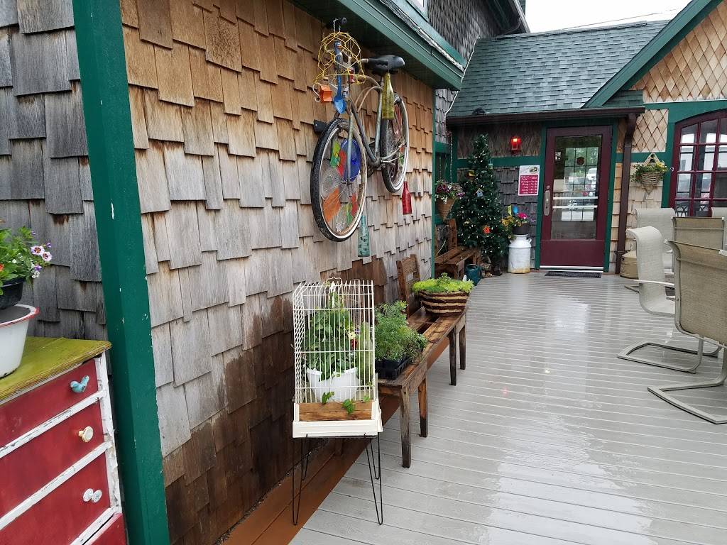 Still Wallys Still | restaurant | W9693 WI-96, Dale, WI 54931, USA | 9207794010 OR +1 920-779-4010