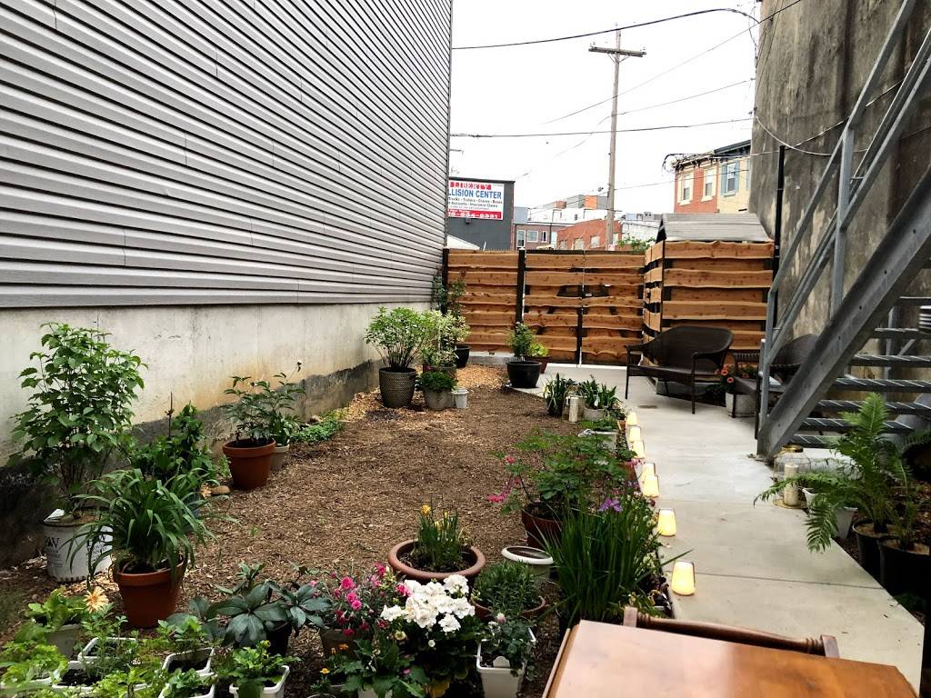 Elwood | restaurant | 1007 Frankford Ave, Philadelphia, PA 19125, USA | 2152797427 OR +1 215-279-7427