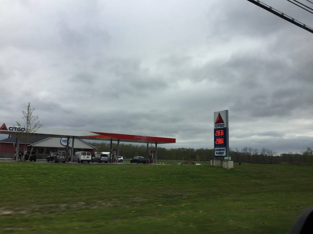 Lakeport Market | restaurant | 1686 NY-31, Bridgeport, NY 13030, USA | 3156331436 OR +1 315-633-1436