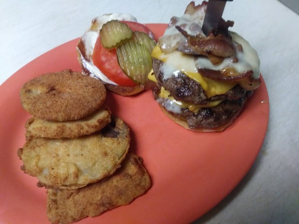 Gammys | restaurant | 1965 Lane Ave S, Jacksonville, FL 32210, USA | 9045032474 OR +1 904-503-2474