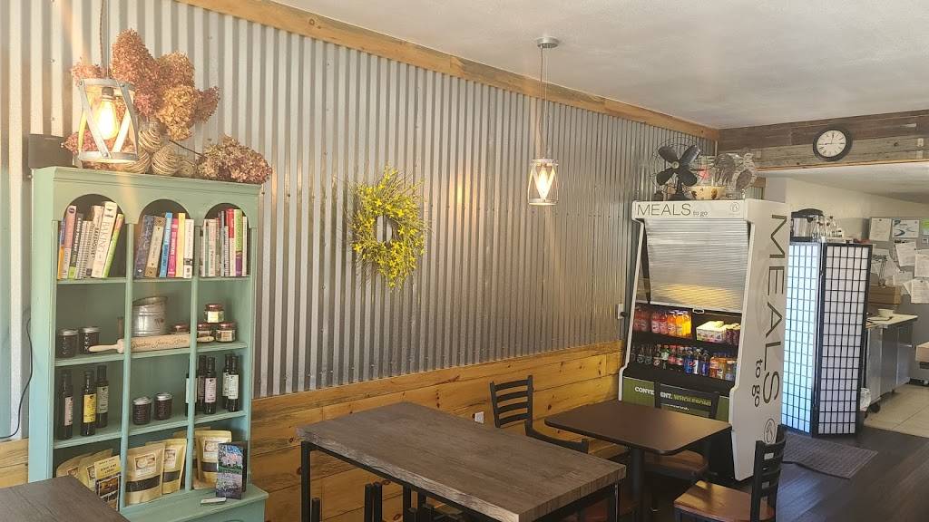 The Wicked Whisk Bake House & Bistro | restaurant | 422 N Main St, Rice Lake, WI 54868, USA | 7154342253 OR +1 715-434-2253