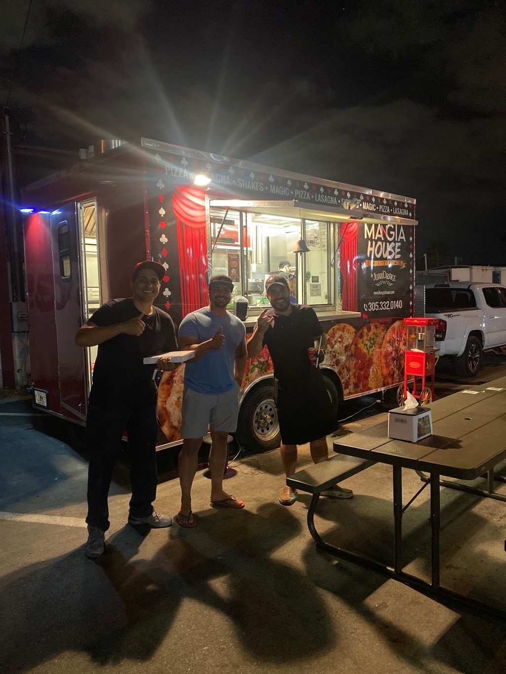 Mangia House by Juan Drake | restaurant | 8350 NW 74th St, Medley, FL 33166, USA | 3053320140 OR +1 305-332-0140