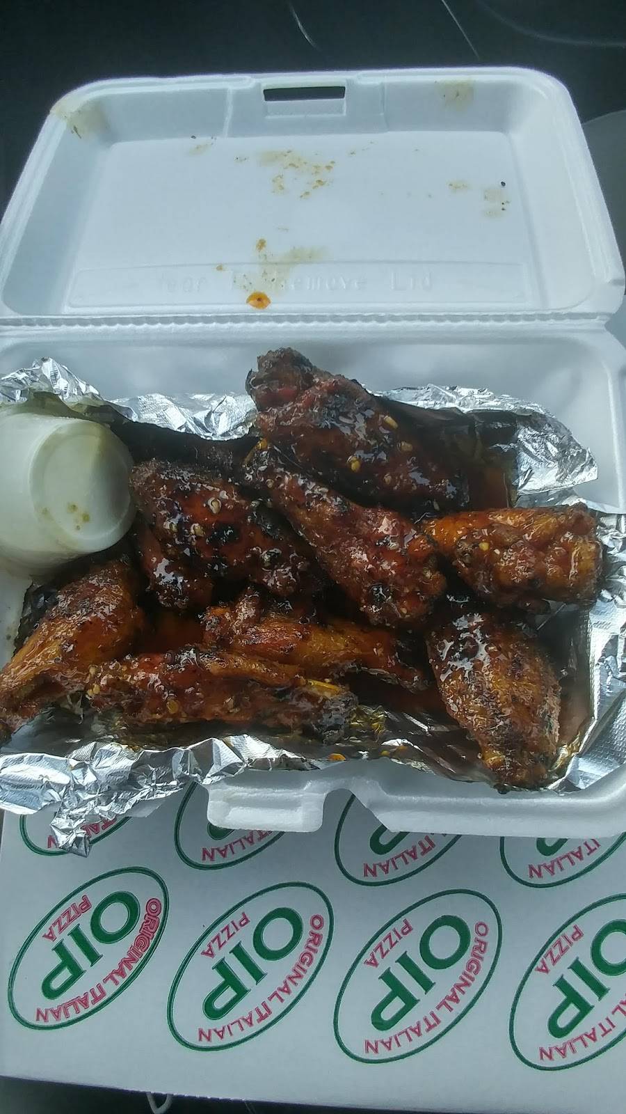 Original Italian Pizza | restaurant | 6131 S Salina St, Syracuse, NY 13205, USA | 3154694024 OR +1 315-469-4024