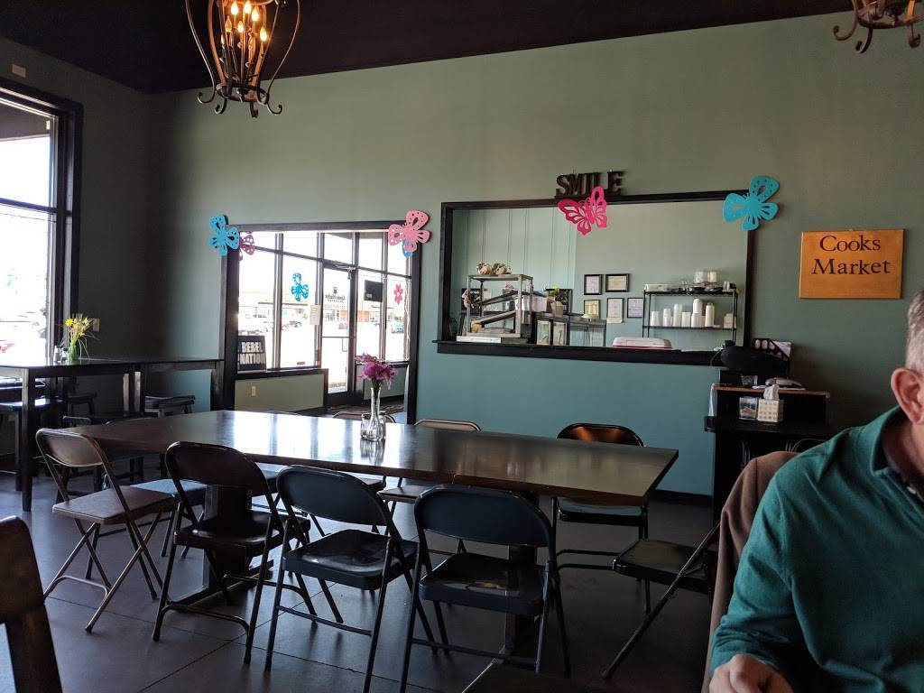 Little Caesars Pizza | meal takeaway | 11 Chattin Blvd, Decherd, TN 37324, USA | 9319672220 OR +1 931-967-2220