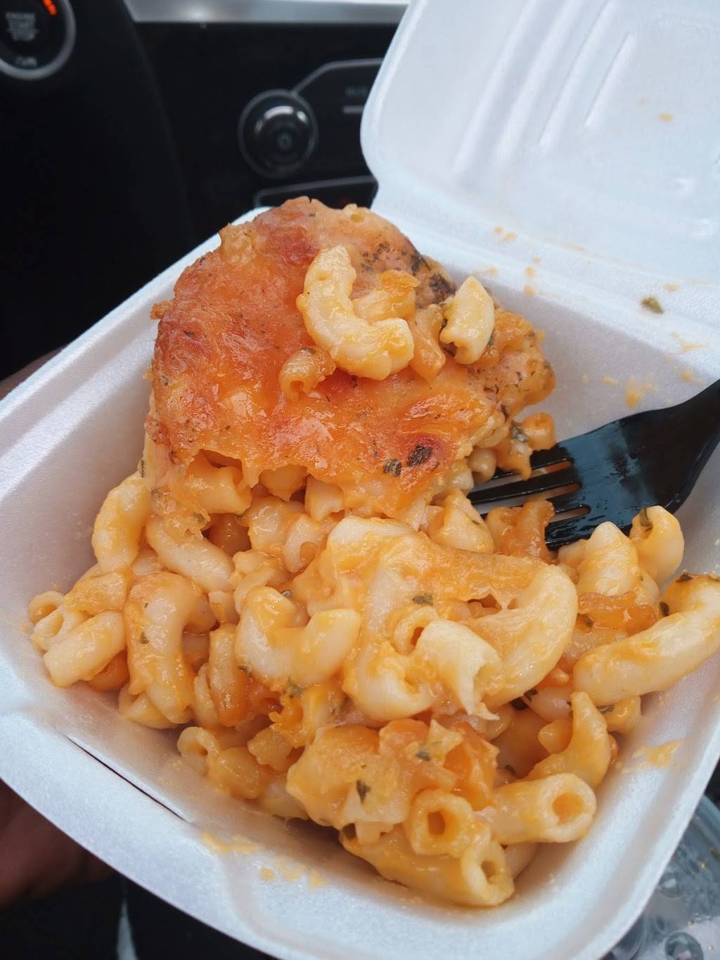 Jamaica House Restaurant | restaurant | 19555 NW 2nd Ave, Miami, FL 33169, USA | 3056510083 OR +1 305-651-0083