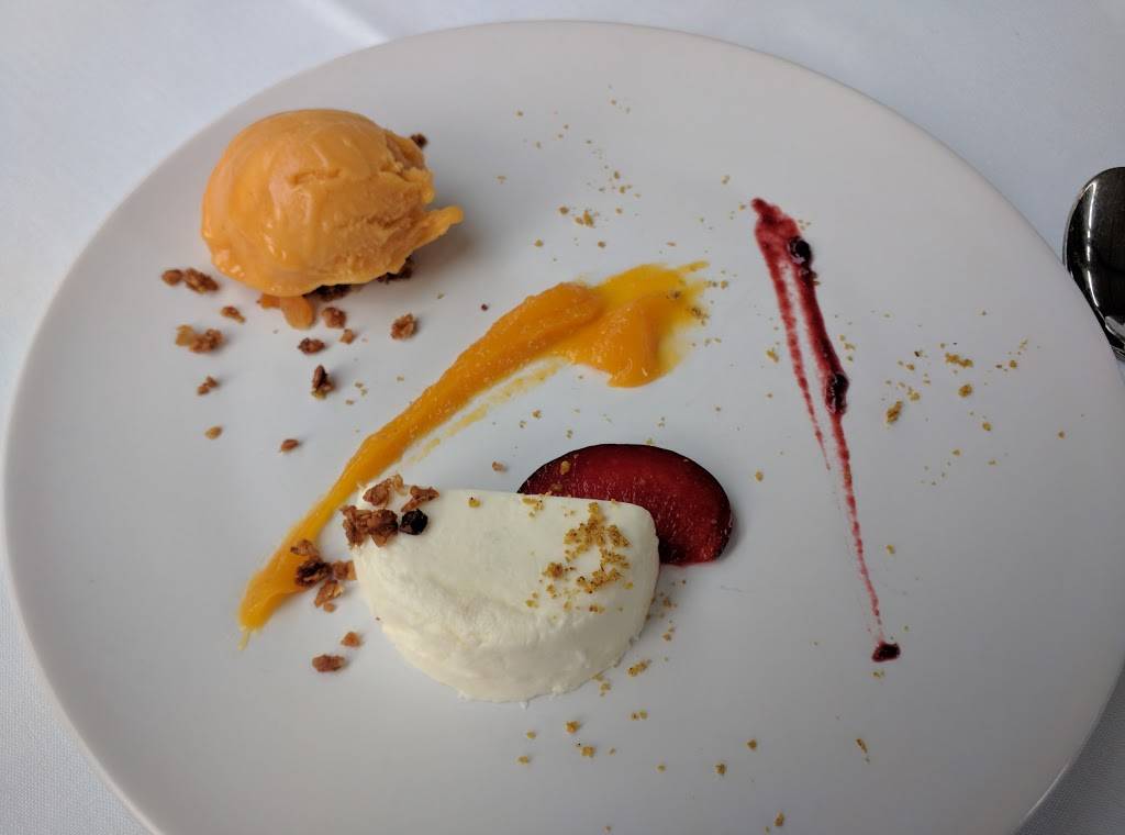 The Sweet Life Café | restaurant | 63 Circuit Ave, Oak Bluffs, MA 02557, USA | 5086960200 OR +1 508-696-0200