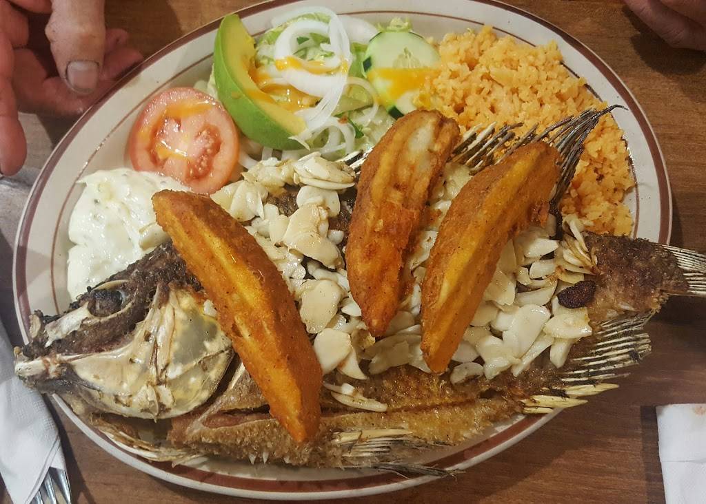 Cocula Restaurant Commercial | restaurant | 8847 S Commercial Ave, Chicago, IL 60617, USA | 7733743214 OR +1 773-374-3214