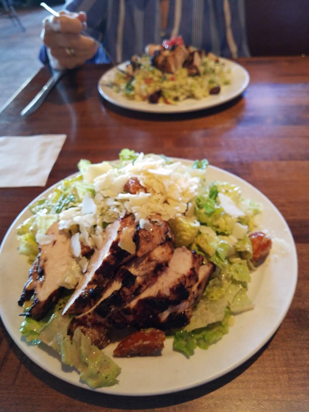 Sammys Woodfired Pizza | restaurant | 121 S Las Posas Rd, San Marcos, CA 92078, USA | 7605914222 OR +1 760-591-4222