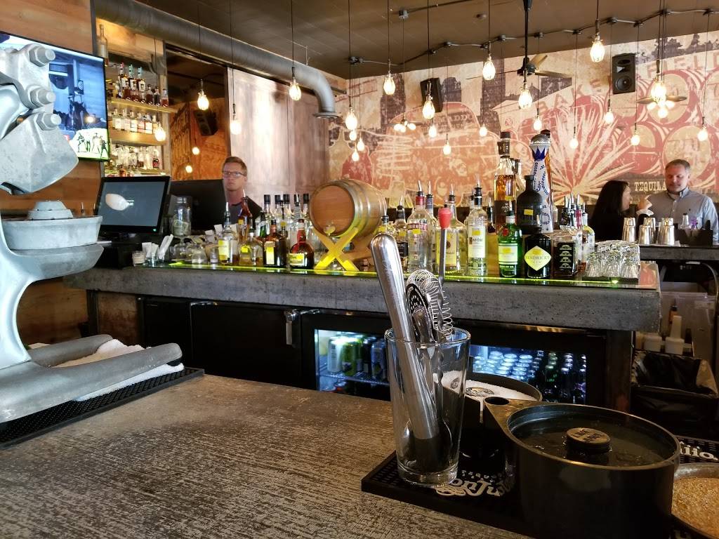 Bakersfield East Blvd | restaurant | 1301 East Blvd, Charlotte, NC 28203, USA | 9809388565 OR +1 980-938-8565