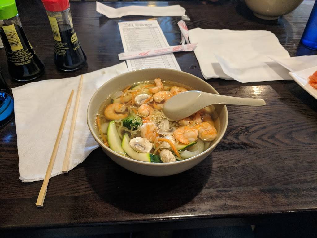 Fuji Hibachi & Sushi | restaurant | 2608 Main St # B, Conway, SC 29526, USA | 8434881358 OR +1 843-488-1358