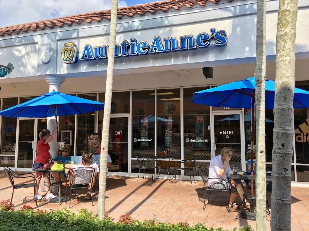 Auntie Annes | restaurant | 10801 Corkscrew Rd #112, Estero, FL 33928, USA | 2399490833 OR +1 239-949-0833