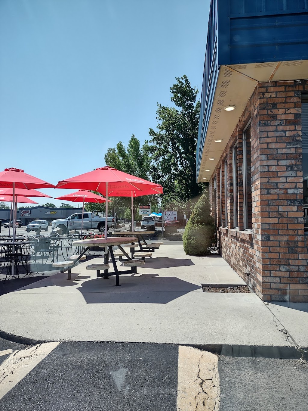 Main Street Burger | restaurant | 1615 N Main St, Meridian, ID 83642, USA | 2082882126 OR +1 208-288-2126