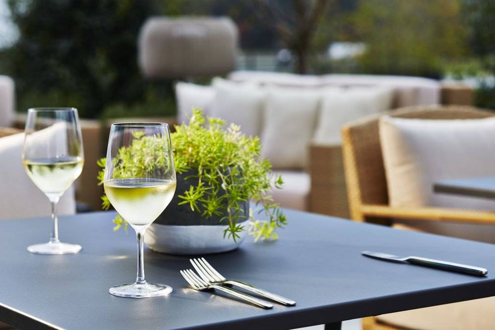 Apron | restaurant | 2 Porsche Dr, Atlanta, GA 30354, USA | 4704663330 OR +1 470-466-3330