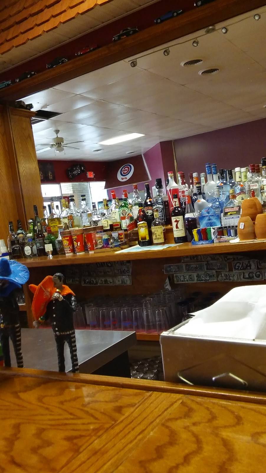 De La O Restaurant & Bar | restaurant | 720 Illinois Ave, Mendota, IL 61342, USA | 8155396871 OR +1 815-539-6871