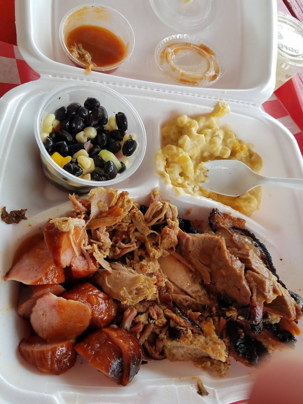 Alamo BBQ | restaurant | 2202 Jefferson Ave, Richmond, VA 23223, USA | 8045923138 OR +1 804-592-3138