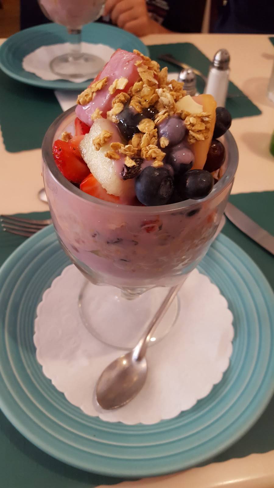 Cottage Restaurant | restaurant | 5 Lincoln St, Carmel-By-The-Sea, CA 93923, USA | 8316256260 OR +1 831-625-6260