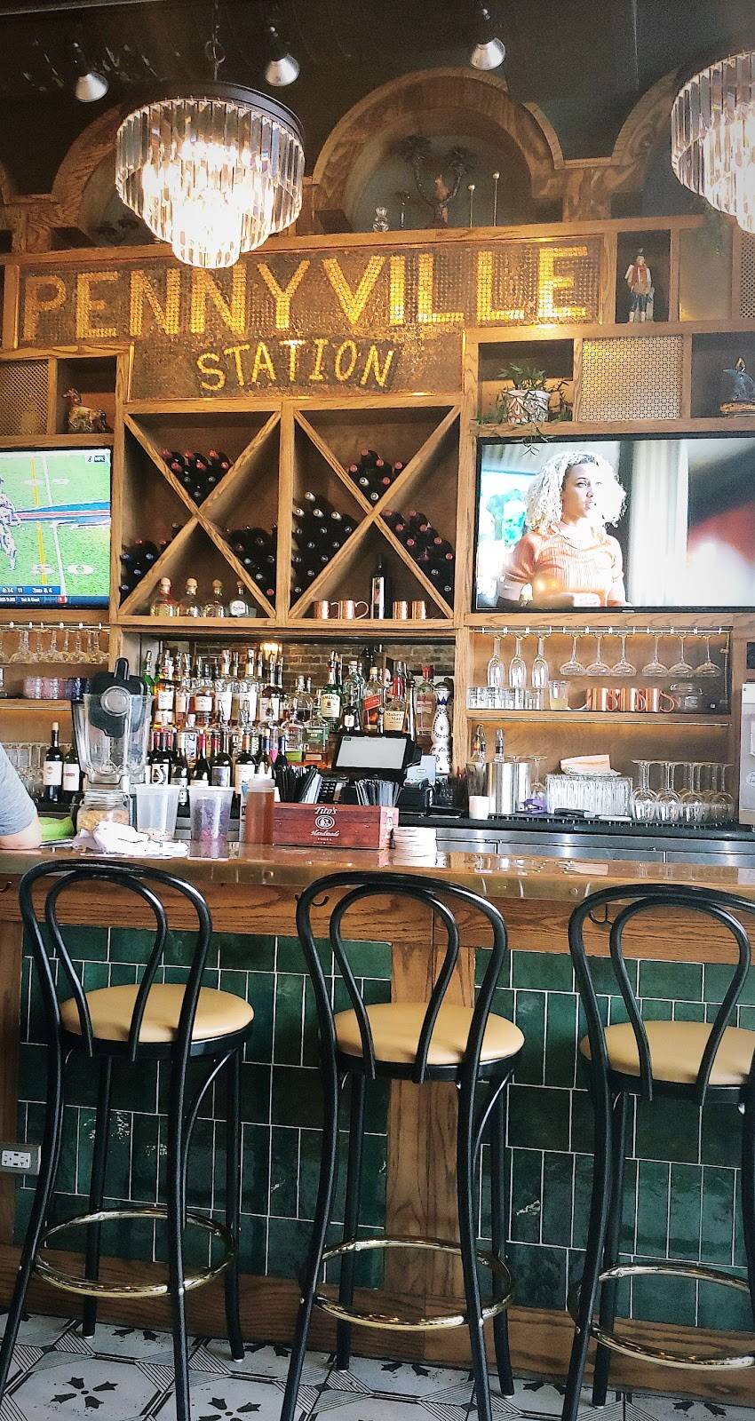 Pennyville Station | restaurant | 112 Main St, Park Ridge, IL 60068, USA | 8477204841 OR +1 847-720-4841