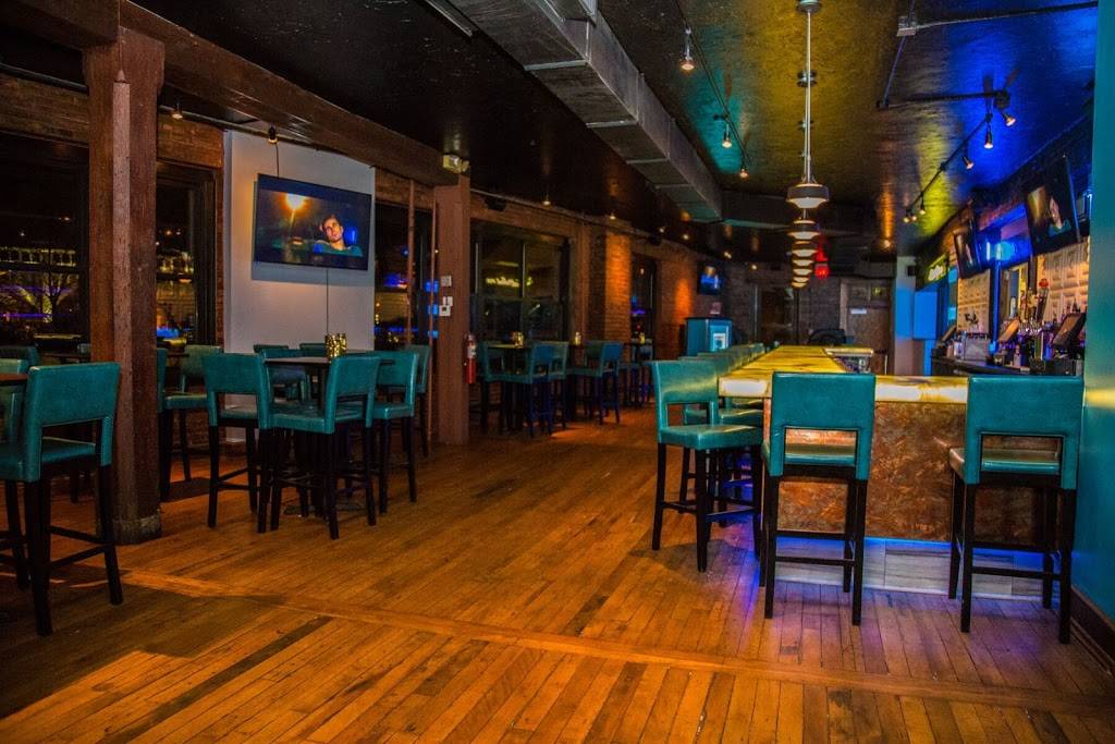 East End Restaurant | restaurant | 1222, 1330 Old River Rd, Cleveland, OH 44113, USA | 2167859996 OR +1 216-785-9996