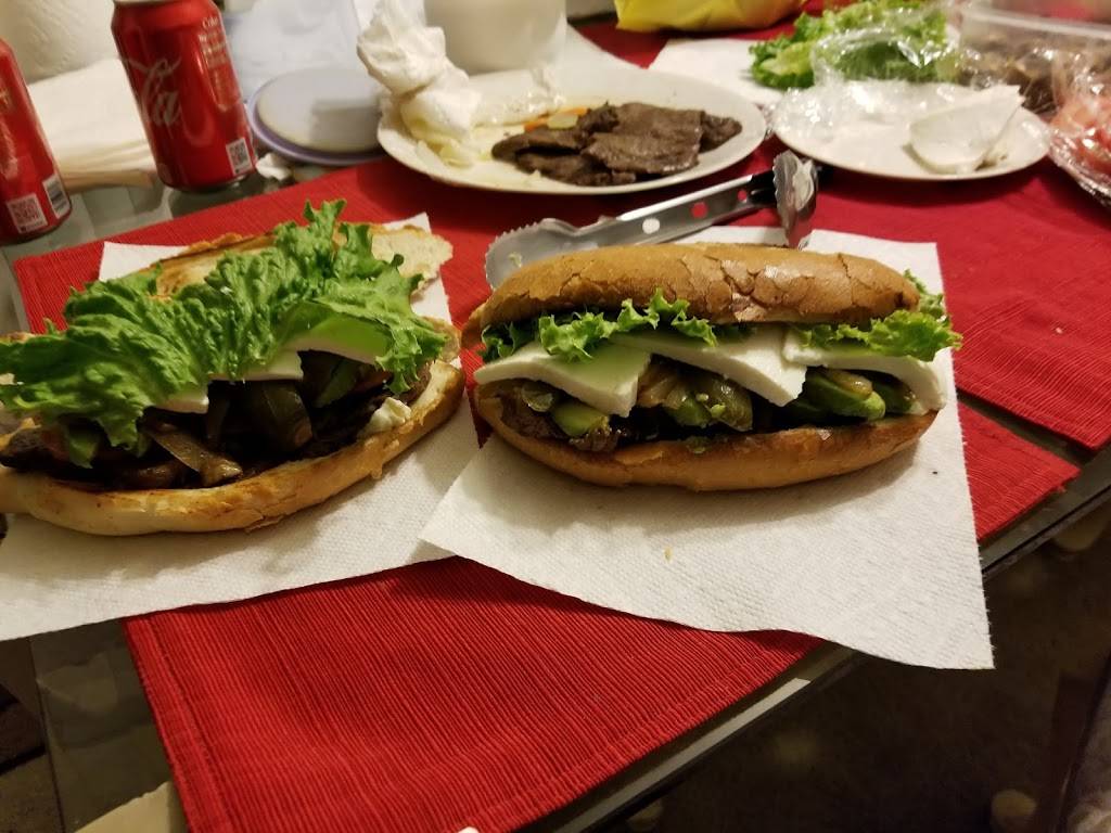 Tortas Ahogadas Tradicion Tapatia | restaurant | 2003 Story Rd, San Jose, CA 95122, USA | 4086188958 OR +1 408-618-8958